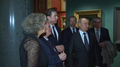 Путин показал канцлеру Австрии Эрмитаж