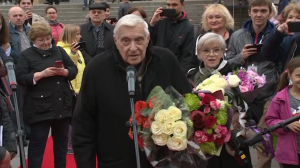 Олегу Басилашвили — 85. Репортаж