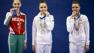 Сборная России по художественной гимнастике выиграла общекомандный зачет на ЧЕ в Болгарии