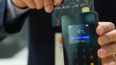 Сергей Лавров: России надо снизить зависимость от международных платежных систем