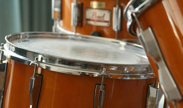 Петербуржец продает барабан участника группы «Кино» за 1,5 млн рублей - tvspb.ru