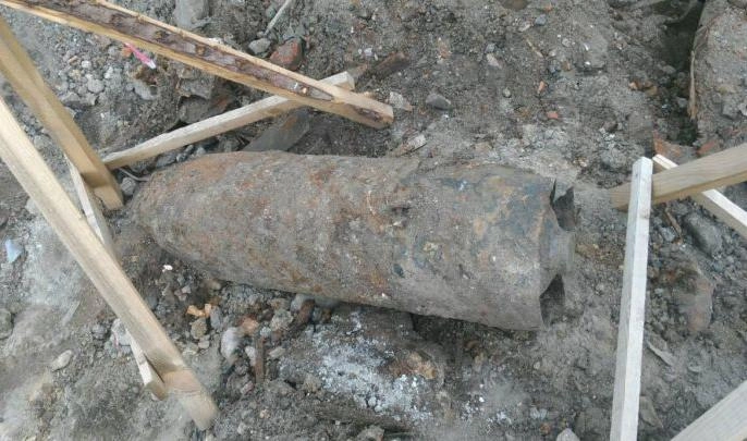 На стройке судебного квартала нашли 200-килограммовую бомбу - tvspb.ru