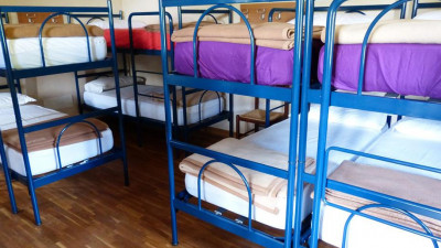 Проблема остается: эксперт прокомментировала запрет о размещении хостелов в жилых домах