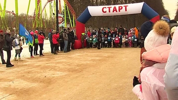 Зимний фестиваль бега в Петербурге посвятили героям Отечества - tvspb.ru