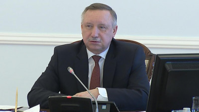 Александр Беглов вручил награды за участие в проведении выборов президента России и эффективную госслужбу