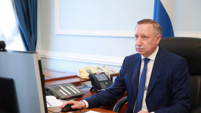 Александр Беглов поздравил Евгения Швецова с серебряной медалью Паралимпийских игр