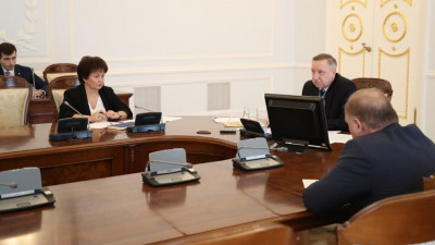 Александр Беглов лишил премий руководителей городской и районных администраций после жалоб жителей