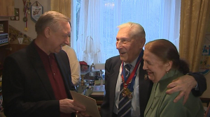 Александр Беглов поздравил Германа Зонина и его супругу с 70-летием брака