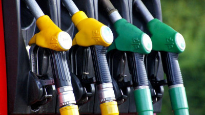 Антимонопольная служба усилит мониторинг цен на нефтепродукты в регионах России