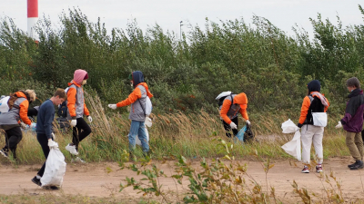 В конце сентября экоактивисты очистят берег Финского залива