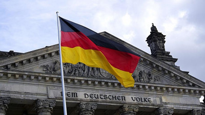 Министр обороны Германии назвала китайские ракеты угрозой для России