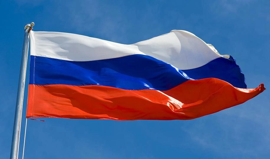 День Государственного флага РФ в Петербурге отметят со стихами - tvspb.ru