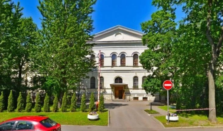 Здание богадельни Цесаревича Николая на улице Смольного признали региональным памятником - tvspb.ru