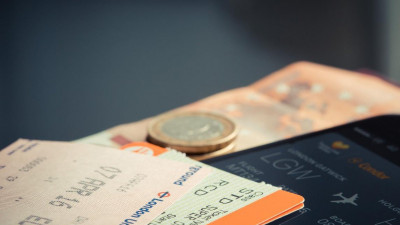 В России вполовину подорожали авиабилеты