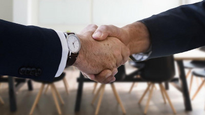 Крупные заказчики увеличили объем закупок у малого и среднего бизнеса Петербурга