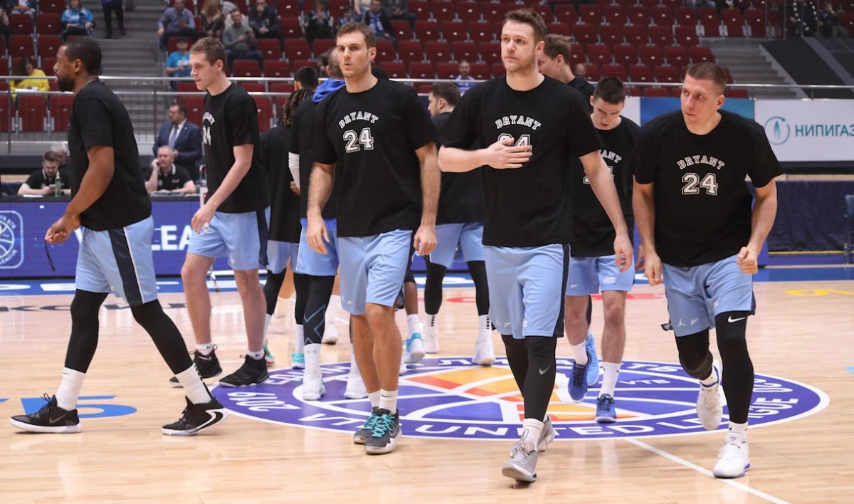 Баскетбольный «Зенит» вышел на разминку в футболках с игровым номером Коби Брайанта - tvspb.ru