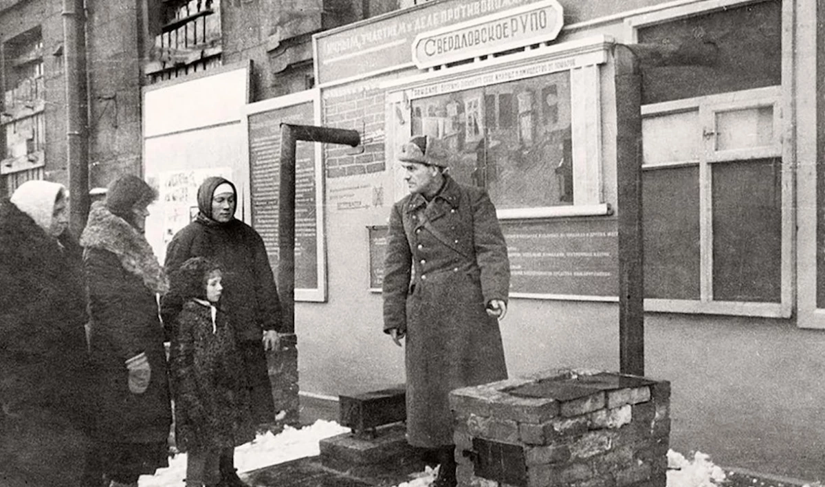 Московский Главархив опубликовал уникальные фотографии блокадного Ленинграда - tvspb.ru
