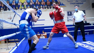 В субботу определятся полуфиналисты чемпионата Петербурга по боксу среди студентов