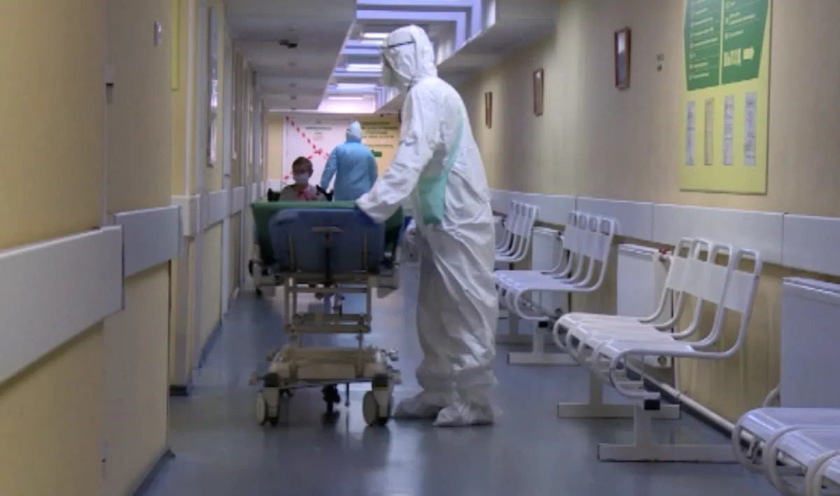 В Петербурге приостанавливают диспансеризацию и плановую медпомощь из-за омикрона - tvspb.ru