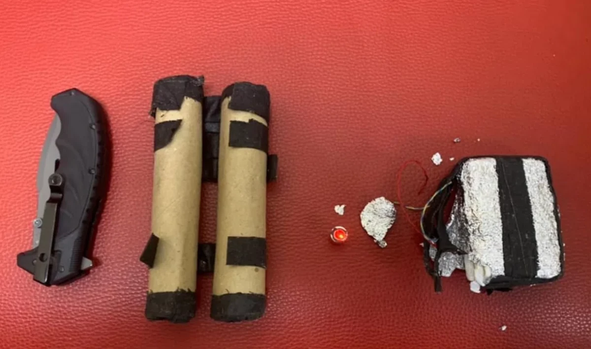 Бомба, оставленная грабителем-неудачником в ломбарде, оказалась бумажной - tvspb.ru