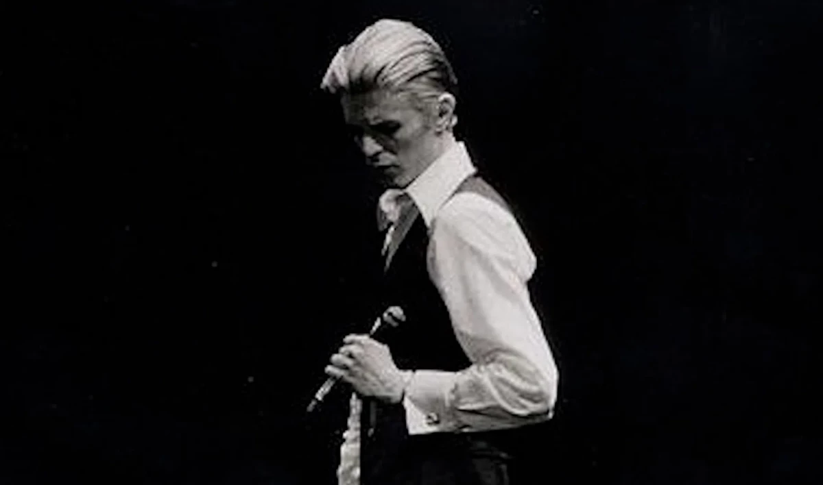 В ноябре выйдет неизданный альбом Дэвида Боуи - tvspb.ru