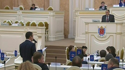 Бюджет Петербурга на 2017 год прошел третье чтение