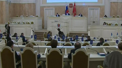 Депутаты ЗакСа готовят к принятию закон о возрасте домов