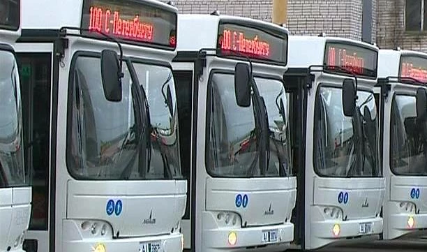 В Петербурге 27 января ветераны смогут бесплатно ездить в автобусах - tvspb.ru