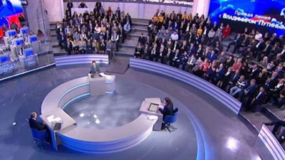 Жители России стали чаще обращаться на «Прямую линию» через мобильное приложение