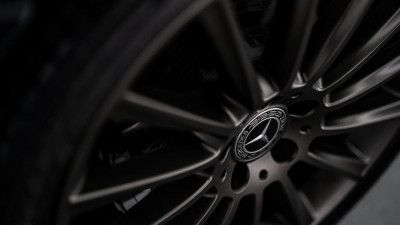 Почти полтысячи внедорожников Mercedes-Benz отзывают в России