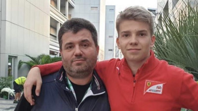 Умер заболевший коронавирусом отец петербургского гонщика Роберта Шварцмана