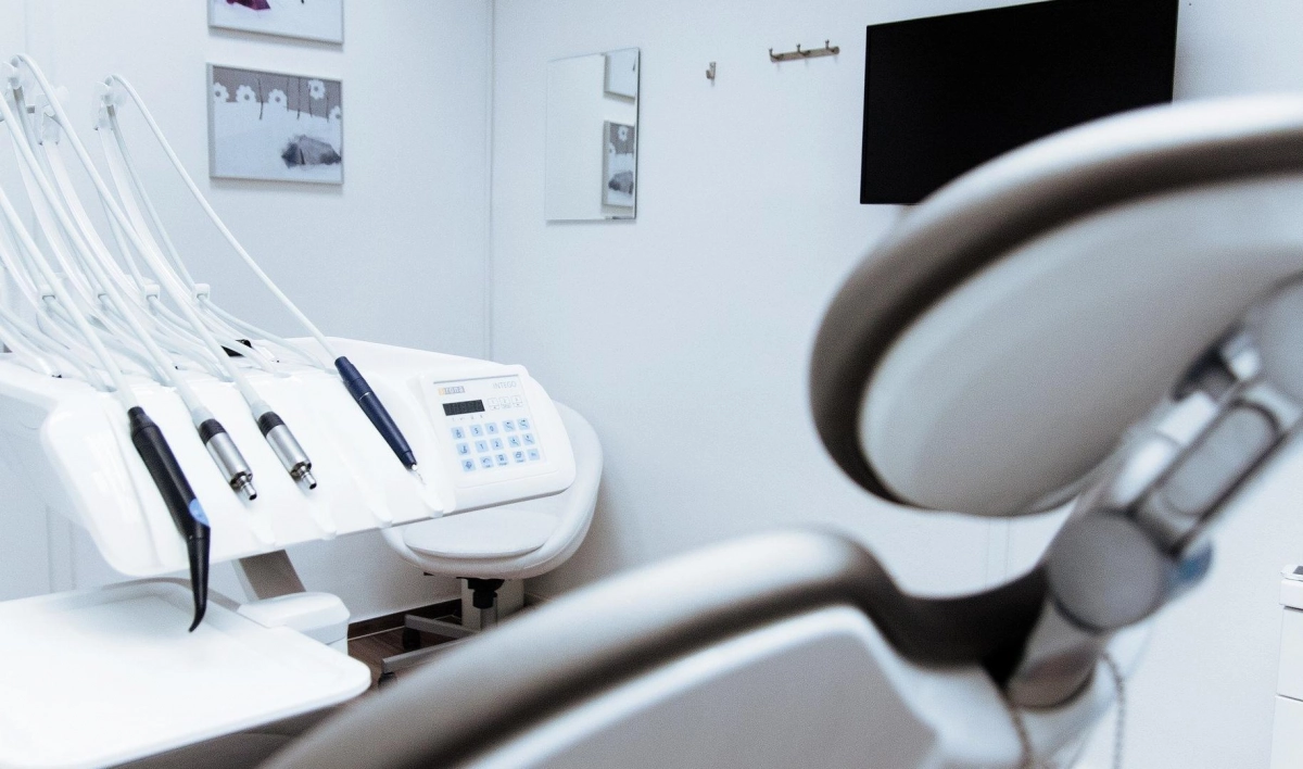 В Петербургской стоматологии №22 заработал кабинет по диагностике онкоболезней рта - tvspb.ru