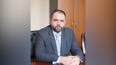 Денис Чамара покидает пост главы комитета по информатизации и связи