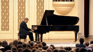 Пианист Борис Березовский выступил на фестивале «Музыкальная коллекция»