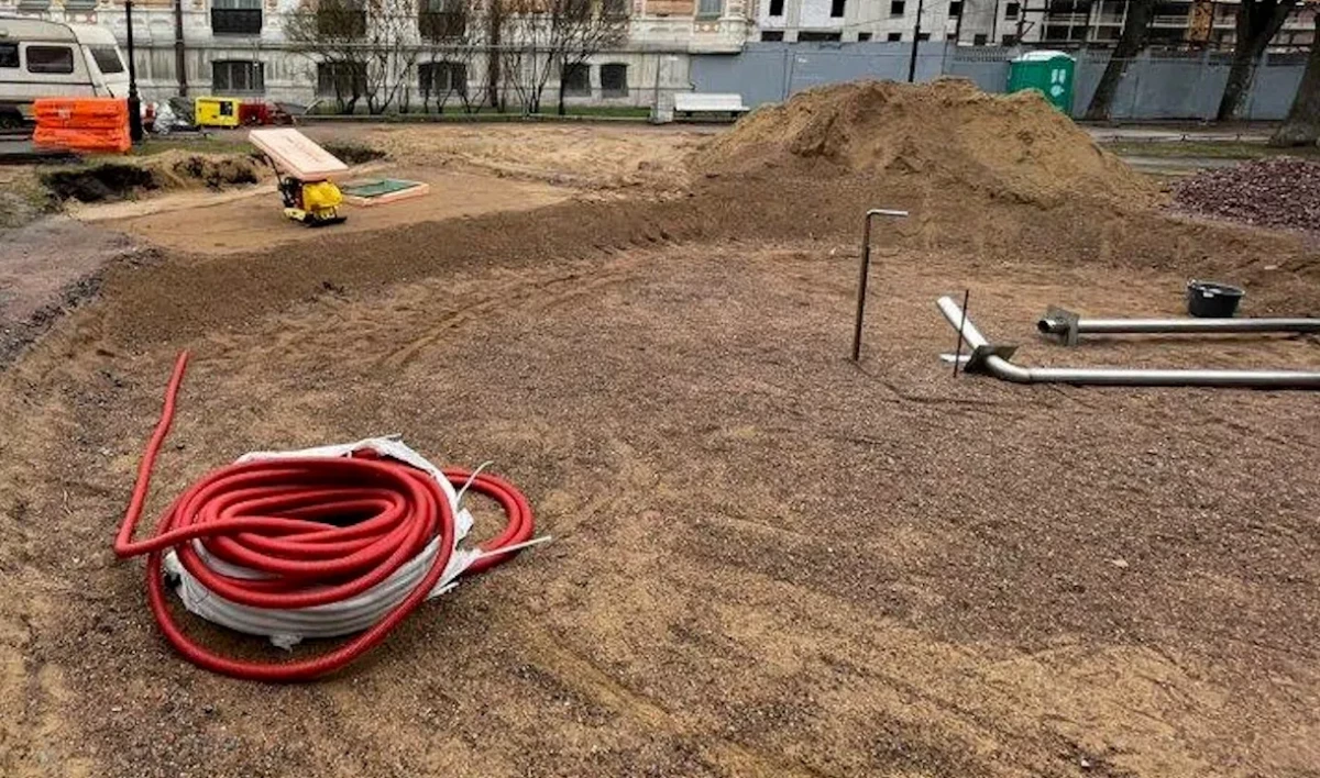 В саду Сан-Галли приступили к восстановлению чаши фонтана - tvspb.ru