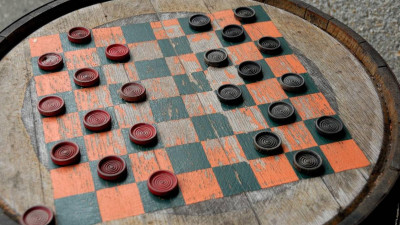 Петербуржцы отличились в онлайн-соревнованиях по шашкам-64