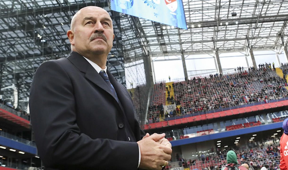 Дзюба вручил Черчесову подарок от сборной России на день рождения - tvspb.ru