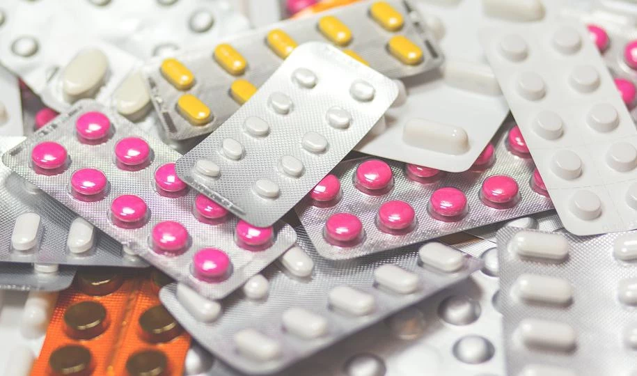 В Петербурге крупные аптечные сети закрывают точки - tvspb.ru