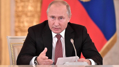 Путин предложил изменить ряд правил в школьном образовании