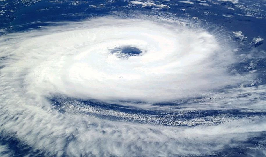 В Китае ввели красный уровень опасности из-за тайфуна «Мария» - tvspb.ru