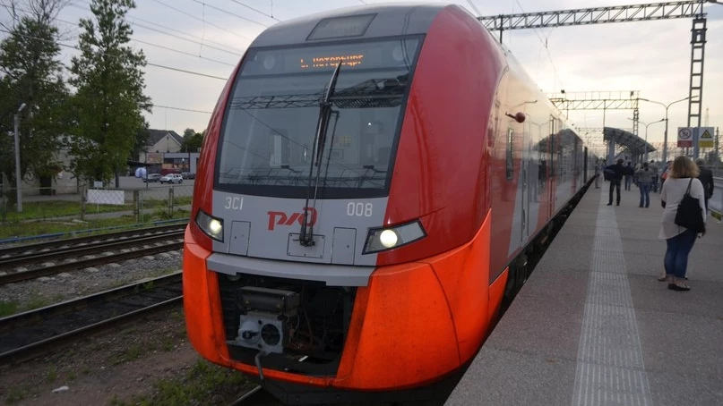 Поезда из Москвы в Петербург задерживаются из-за кражи кабеля - tvspb.ru