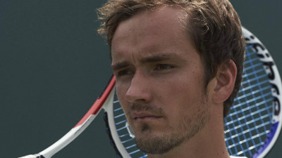 Теннисист Даниил Медведев заболел коронавирусом