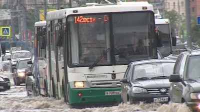 Как в Петербурге борются с подтоплениями во время ливней