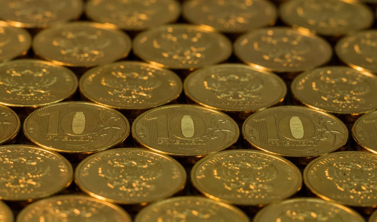 Экономист: Влияние санкций может быть неприятным, но не критичным - tvspb.ru