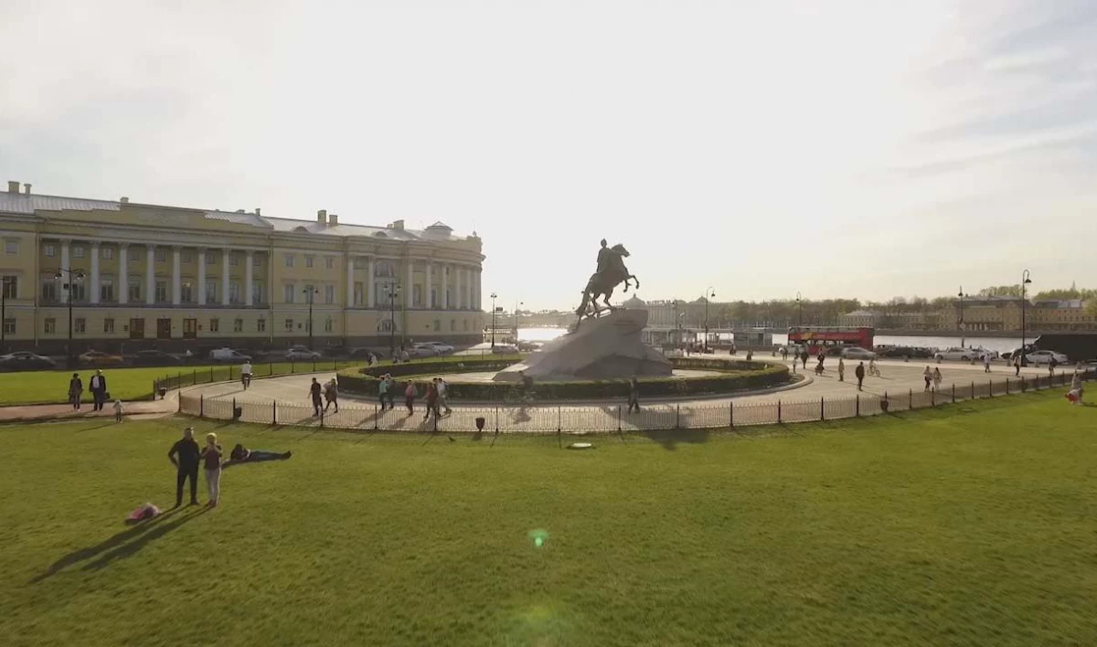 Путин назвал Санкт-Петербург инновационным центром страны - tvspb.ru