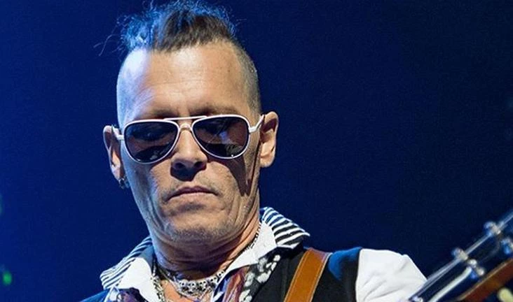 Фото Джонни Деппа, сделанные в России, встревожили его фанатов - tvspb.ru