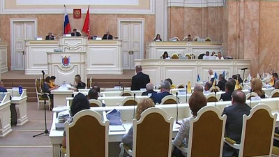ЗакС Петербурга рассмотрит законопроект о зеленых насаждениях