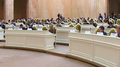 Депутаты ЗакСа в первом чтении поддержали отмену досрочного голосования на муниципальных выборах