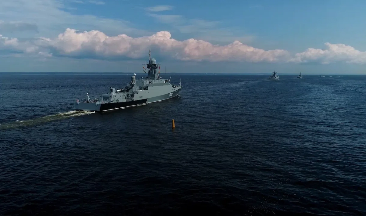 В преддверии Дня ВМФ петербуржцам расскажут об истории морских парадов - tvspb.ru