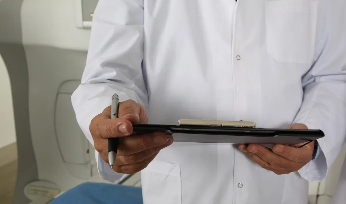 Эксперт Роспотребнадзора рассказал о последствиях «омикрона» у маленьких детей - tvspb.ru